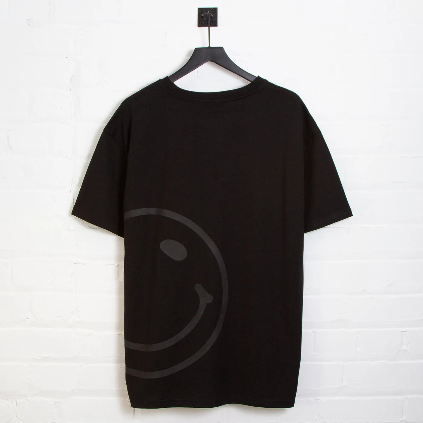 Black On Black Side Smiley - Oversized Tshirt - Black