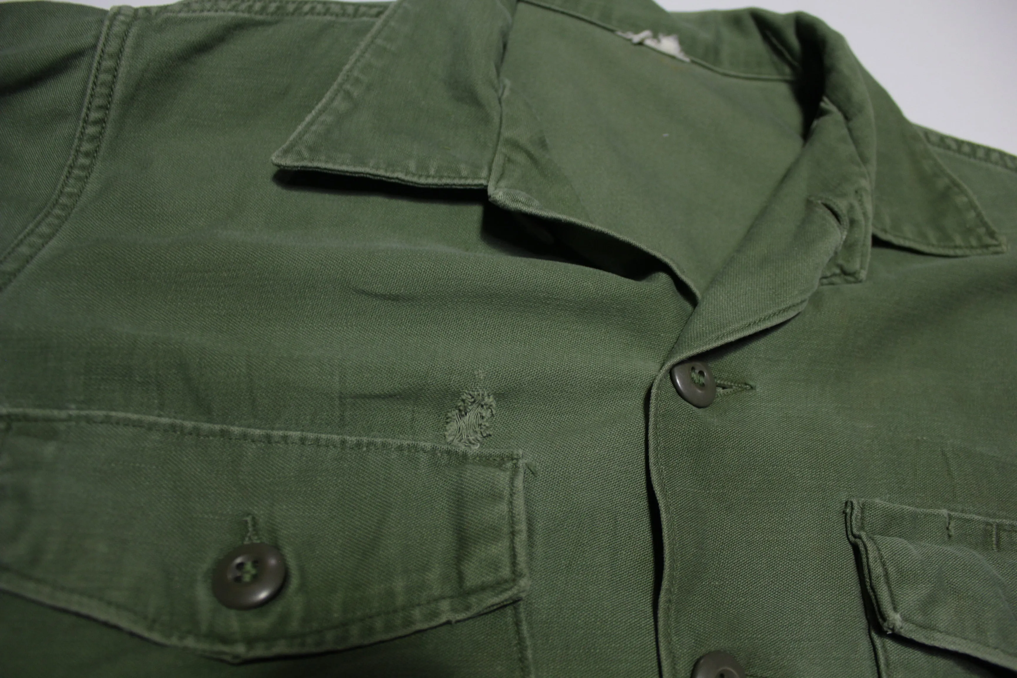 Shirt Utility Sateen OG-107 DLA100 Vintage 60s Military Army Issue Drab Olive Shirt